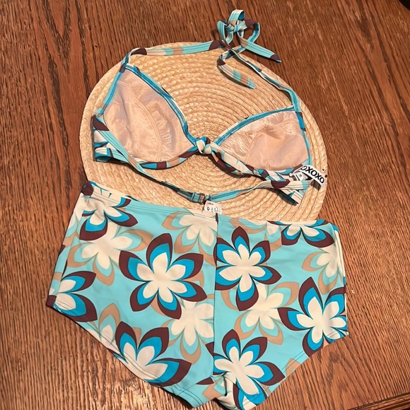 Xoxo Floral Bikini Set Size Medium - Picture 4 of 8
